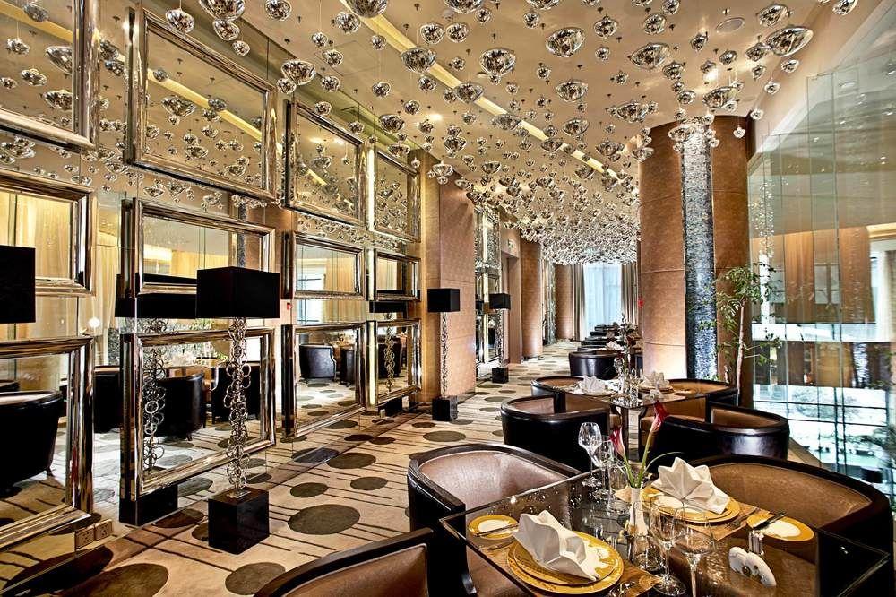 Renaissance Chengdu Hotel Exterior photo
