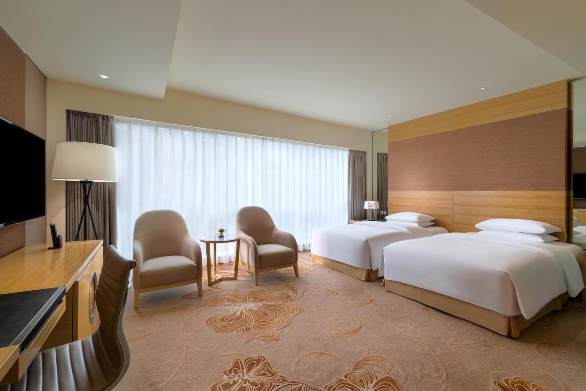 Renaissance Chengdu Hotel Exterior photo