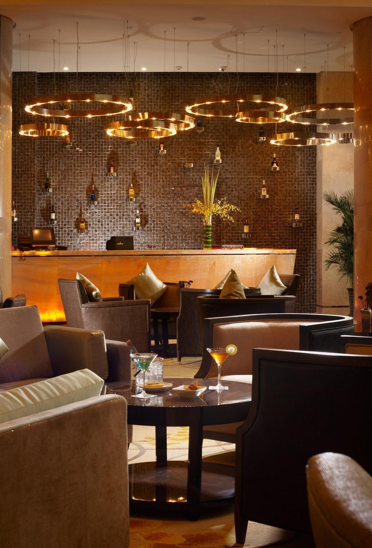 Renaissance Chengdu Hotel Exterior photo